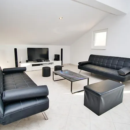 Zorka Apartment *