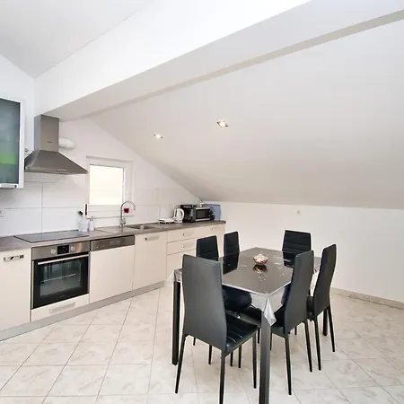 Zorka Apartment Radovin